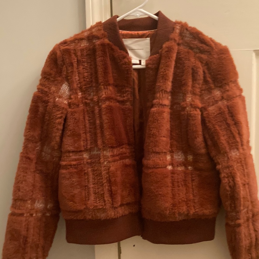 Anthropologie fur bomber size xsmall